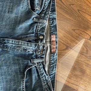 Men’s Lee Dungaree boot cut 5pocket denim jeans in size 34x32 very lightly worn.